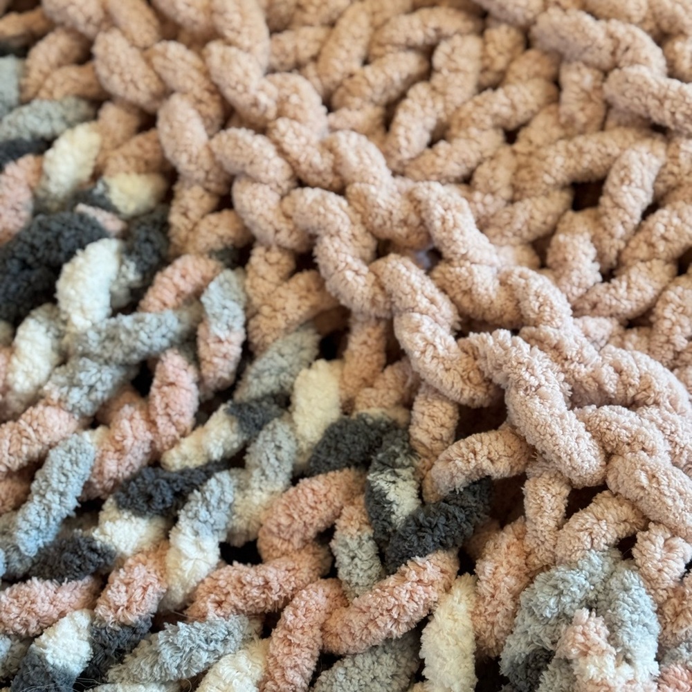 Hand Crafted Chunky Knit Lap Blanket - Picture 3 of 5